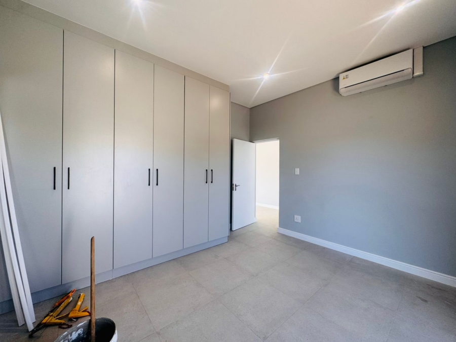 To Let 3 Bedroom Property for Rent in Somerset Lakes Western Cape